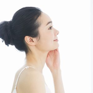 耳たぶ・耳周りの産毛を処理するなら電気シェーバー